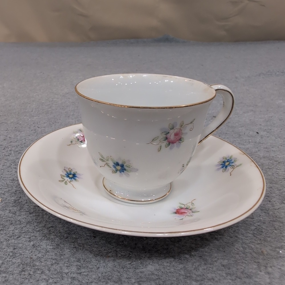 Hand Painted Gold China‎ Made in Occupied Japan Teacup Saucer Floral Gilded Rim